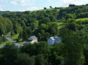 Hotels in Zweifelscheid